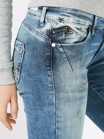 Mavi Skinny Jeans 'Serena' in Blue