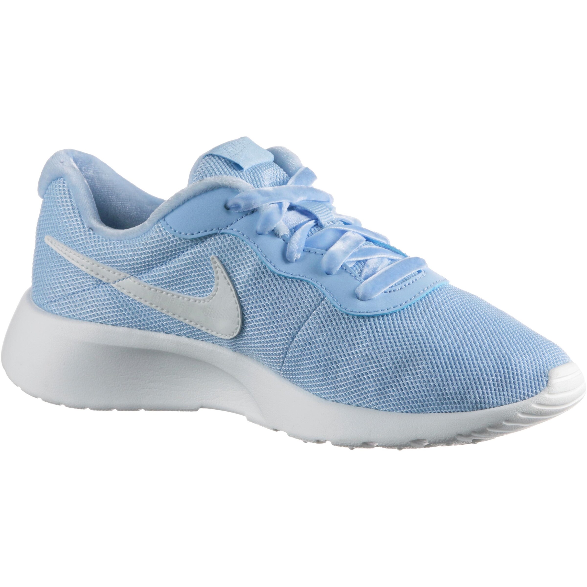 about you nike tanjun