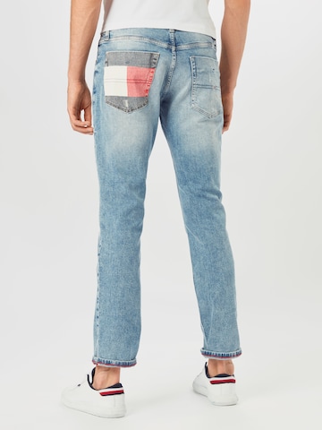 Tommy Jeans Liibuv Teksapüksid 'Scanton', värv sinine