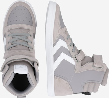 Baskets 'Slimmer Stadil' Hummel en gris