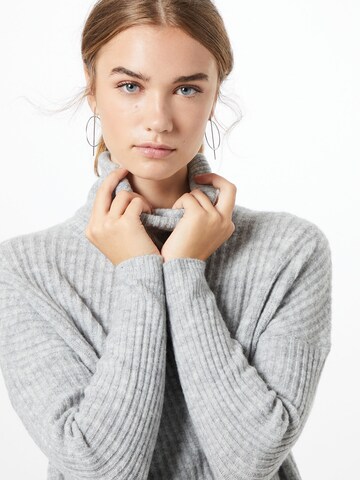 ABOUT YOU Sweater 'Enara' in Grey