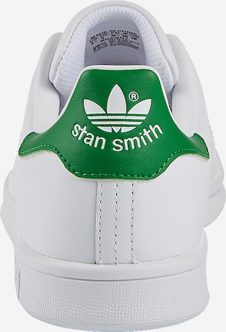 ADIDAS ORIGINALS Matalavartiset tennarit 'Stan Smith' värissä valkoinen