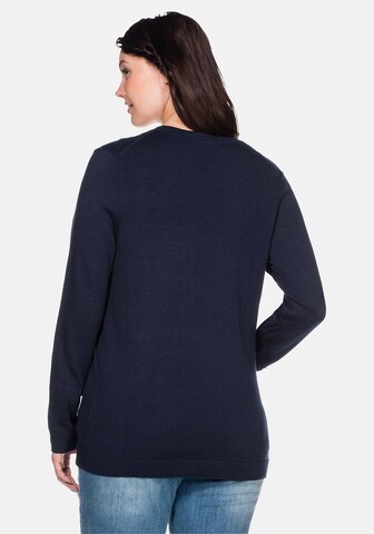 Pullover di SHEEGO in blu