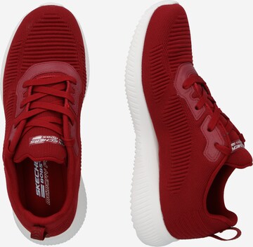 SKECHERS - Sapatilhas baixas em vermelho