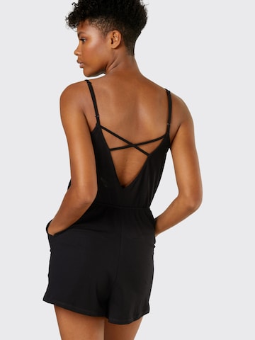 Urban Classics Jumpsuit in Black: back