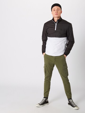 Urban Classics Regular Fit Overgangsjakke i sort