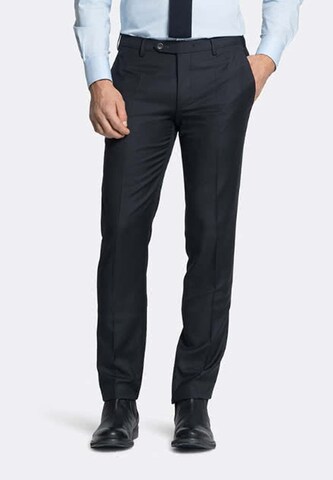 Coupe slim Pantalon chino MMXGERMANY en noir : devant