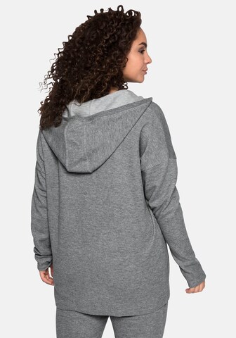 SHEEGO Sweatshirt in Grey