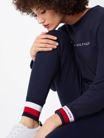 mėlyna TOMMY HILFIGER Siaurėjantis Kelnės 'Heritage'