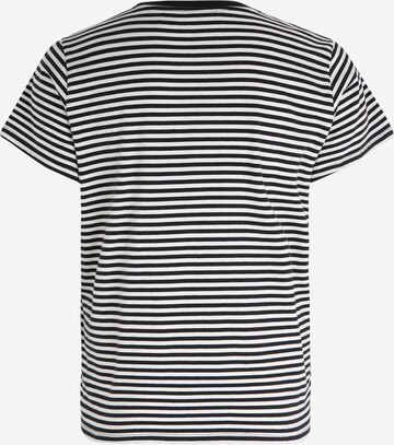 Levi's® Plus Shirts 'PL The Perfect Tee' i sort