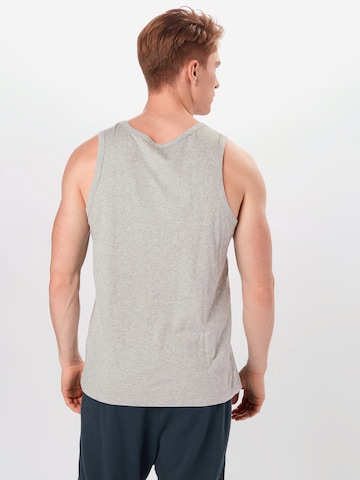 Nike Sportswear Klasický střih Tričko – šedá