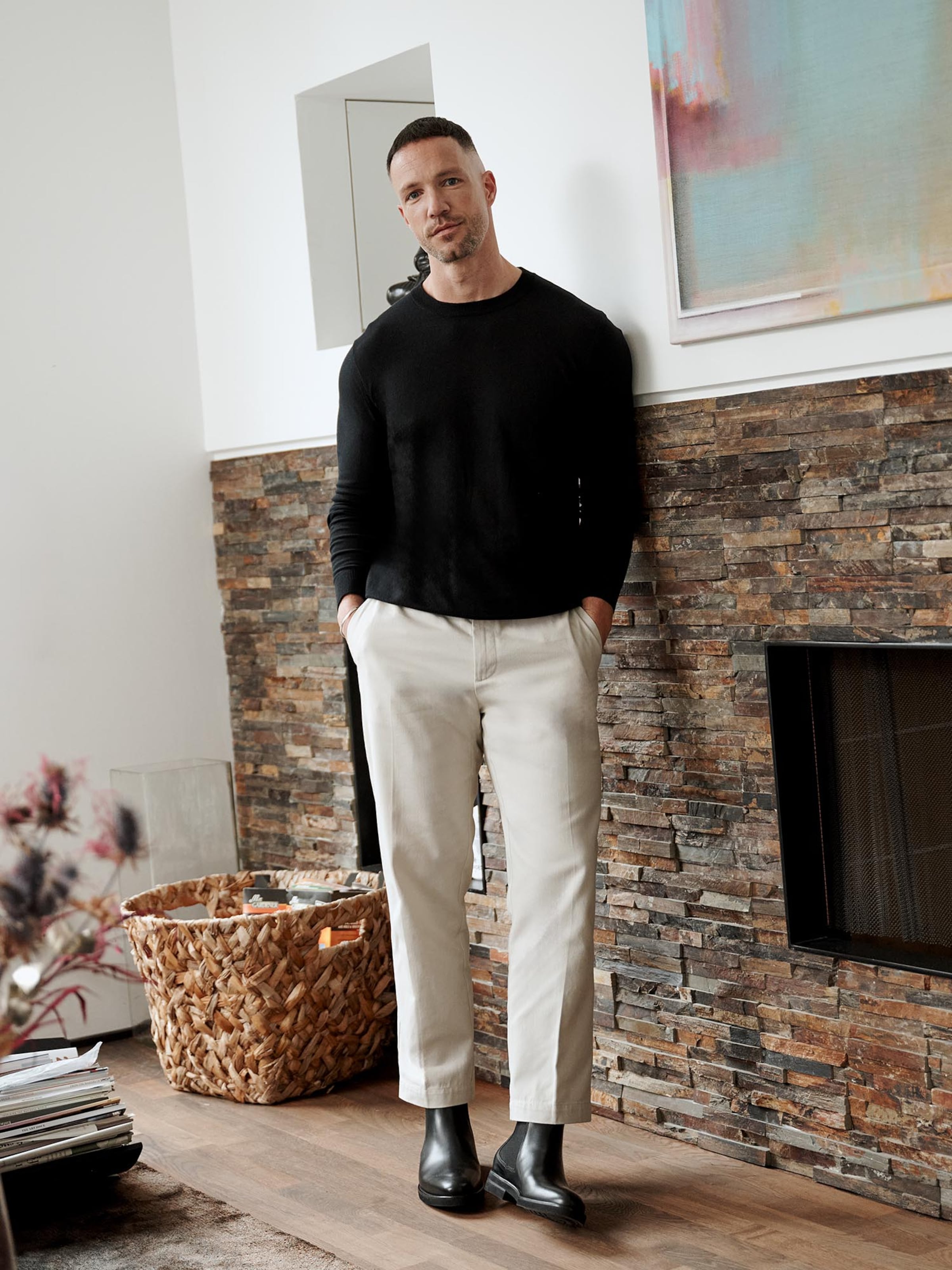 Daniel Fuchs - Causal Black Sweater Look by DAN FOX APPAREL
