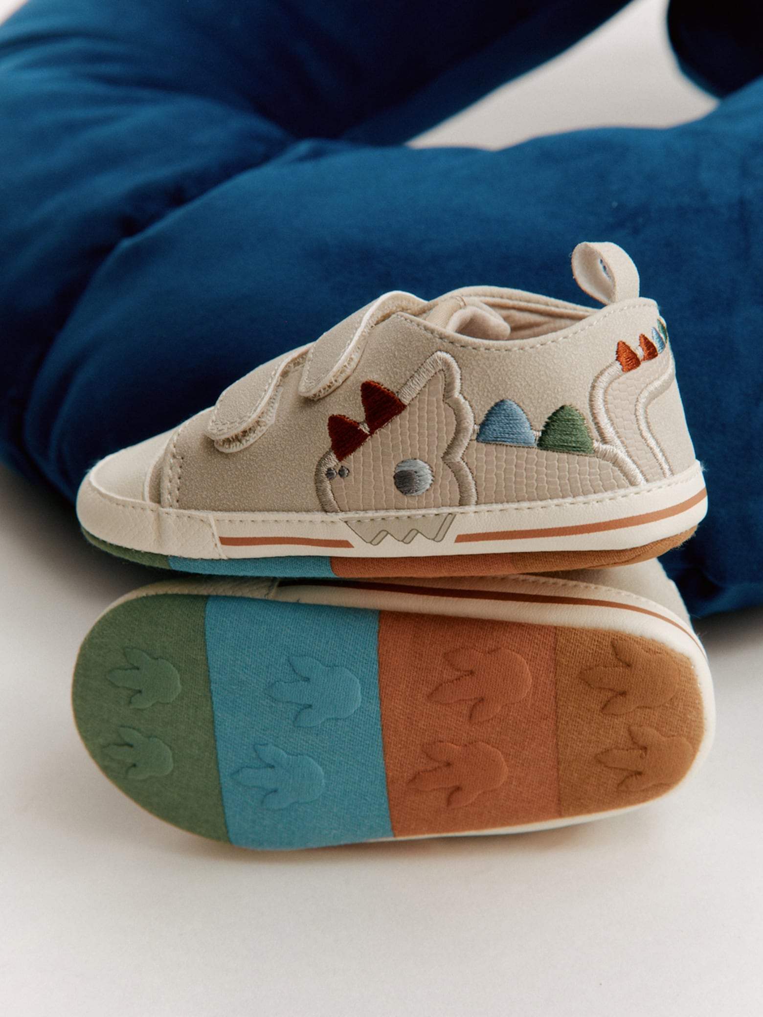 Celebrar cada pequeño paso Zapatos para primeros pasos
