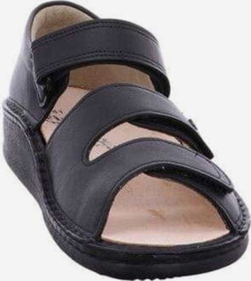 Finn Comfort Sandals in Black