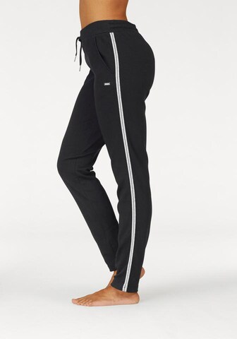 BENCH Regular Pants in Black