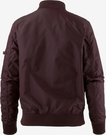 ALPHA INDUSTRIESPrijelazna jakna 'MA-1 TT' - crvena boja