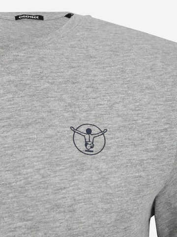 CHIEMSEE - Camiseta funcional 'Leo Carillo' en gris