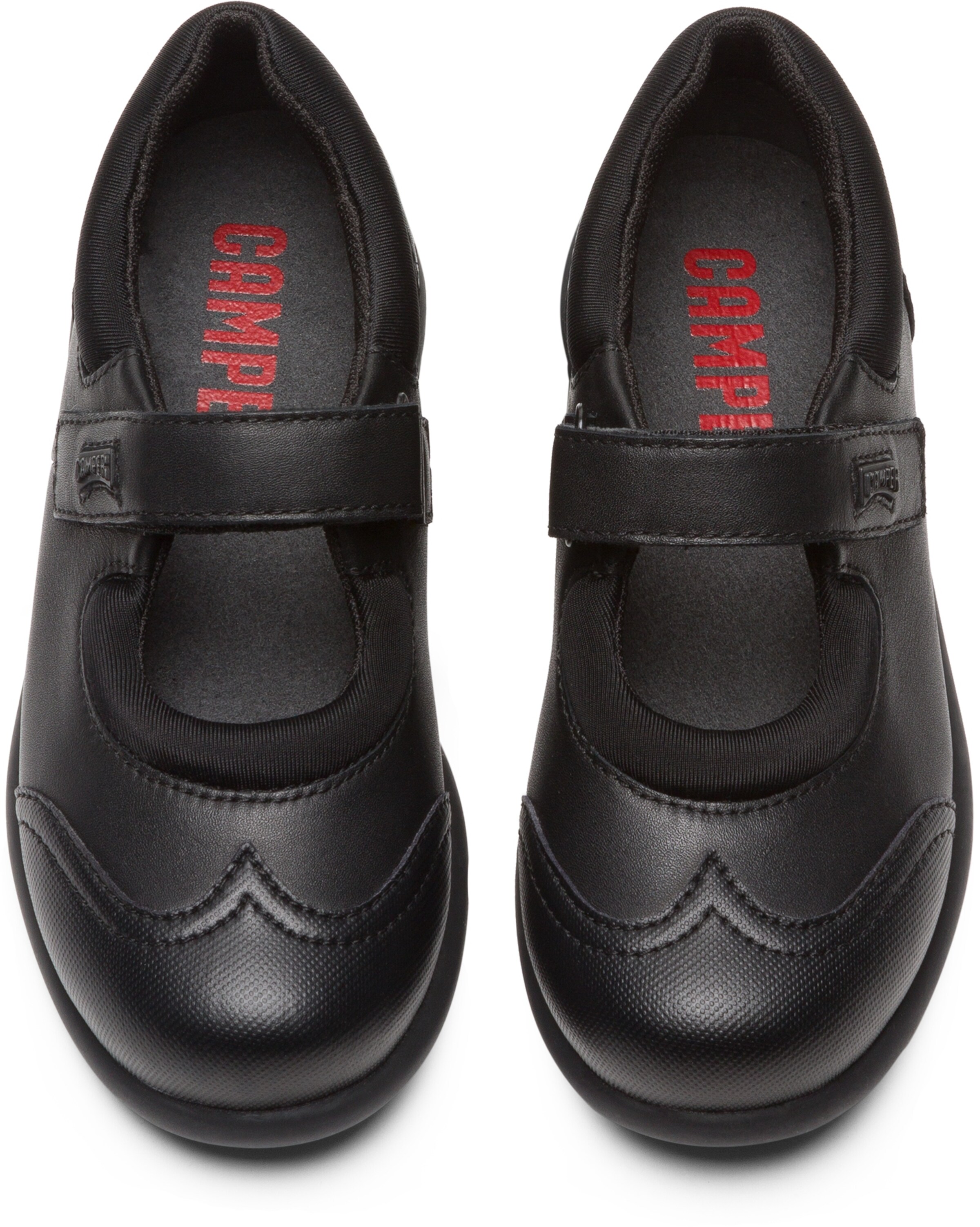Chaussure basse 'Pelotas' CAMPER en noir
