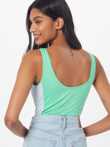 LEVI'S ® Top in Green