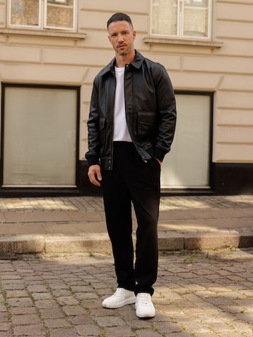 Black Leather Jacket Look