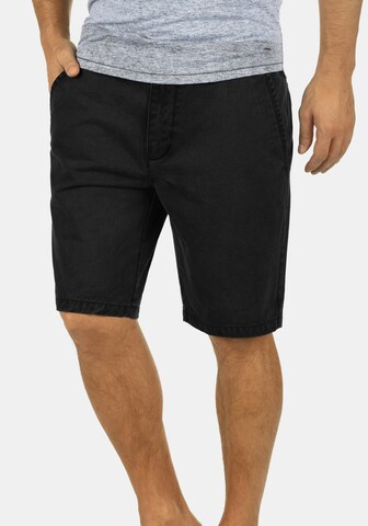 !Solid Regular Chinoshorts 'Pinhel' in Schwarz: predná strana