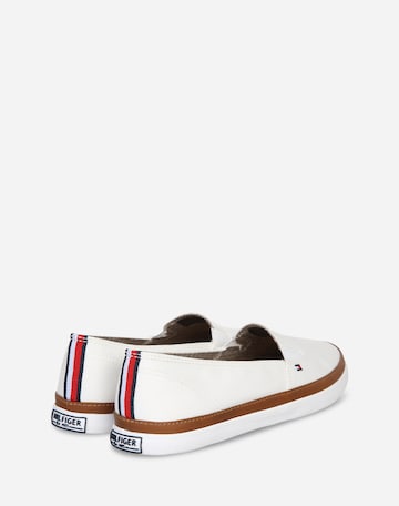 TOMMY HILFIGER Slip on boty 'Kesha' – bílá