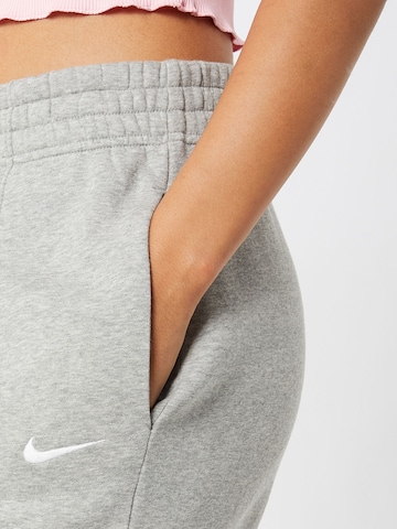 Nike Sportswear Prehodna jakna | siva barva