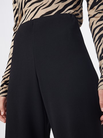 SISTERS POINT Wide leg Trousers 'GLUT' in Black