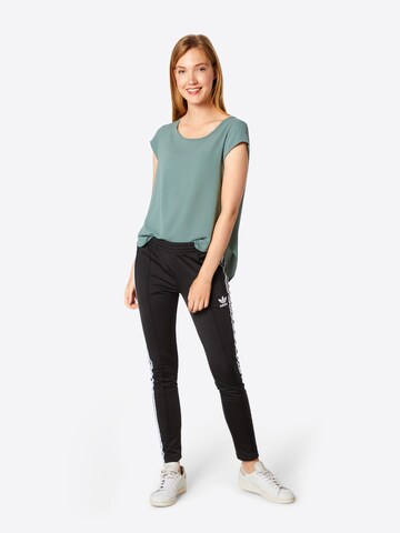 ONLY Bluse 'ONLVic' in Grün