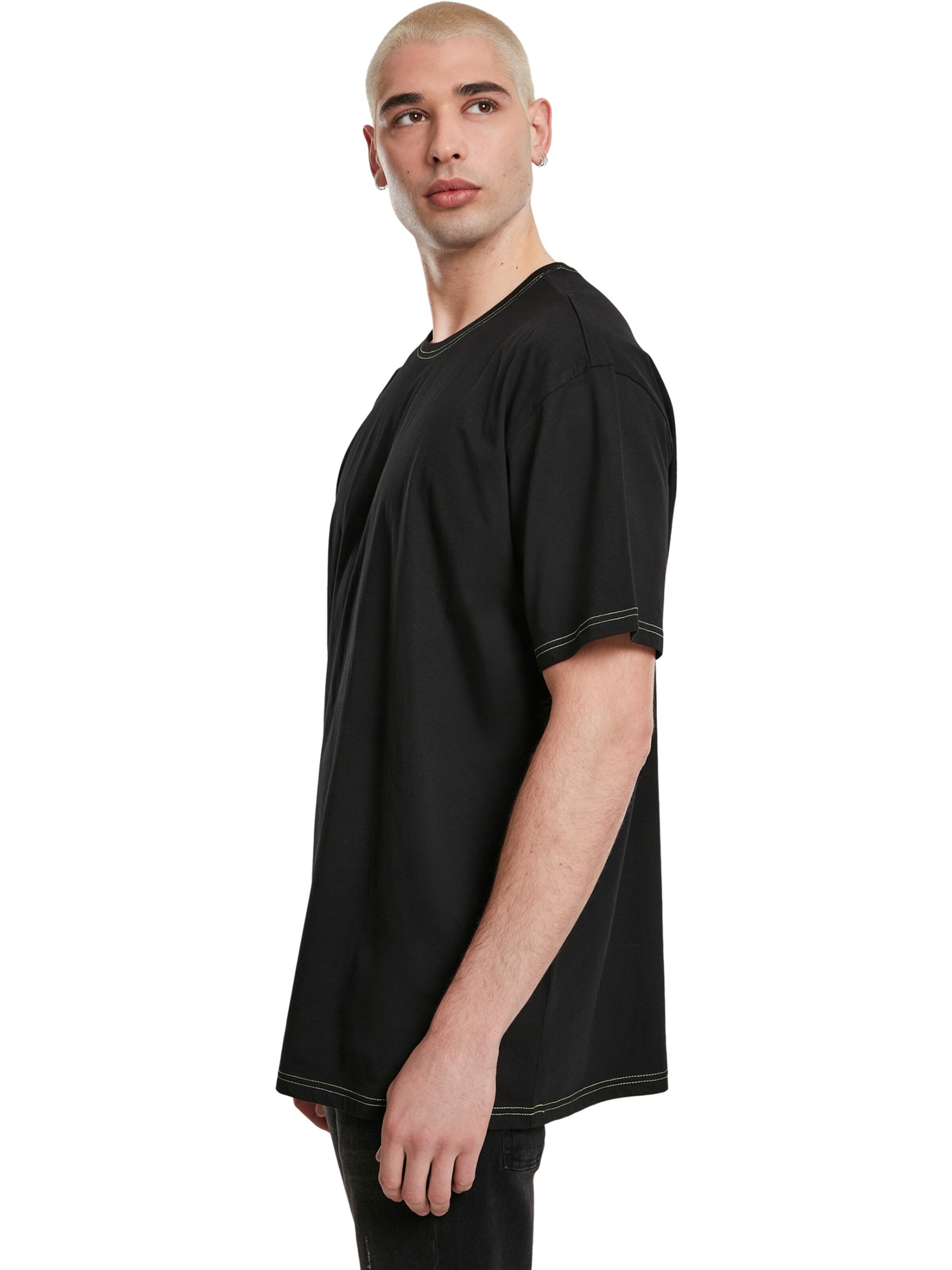 Männer Shirts Urban Classics T-Shirt in Schwarz - MV24255