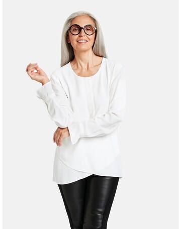 GERRY WEBER Blouse in Wit: voorkant