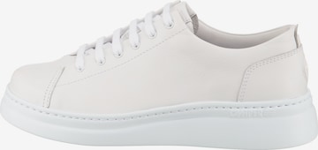 Baskets basses 'Runner Up' CAMPER en blanc