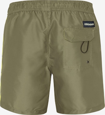 Regular Shorts de bain CHIEMSEE en vert