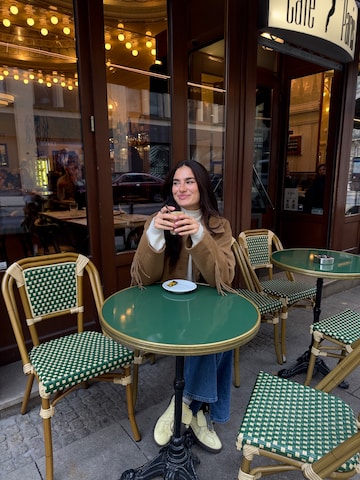 Brown Fringe Jacket Look