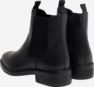 EDITED Chelsea Boots 'Aida' in Schwarz: zadná strana