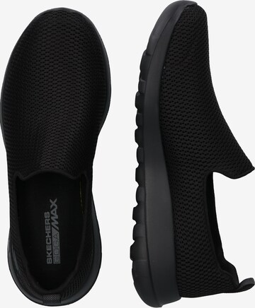 Slipper 'GO WALK MAX -' di SKECHERS in nero: lato