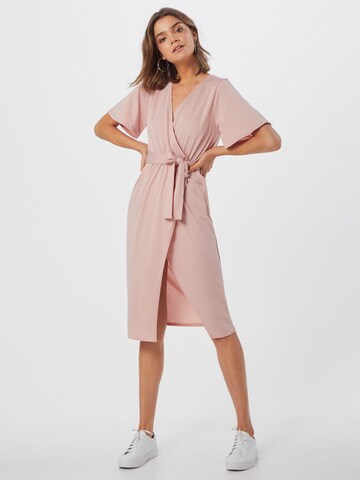 Boohoo - Vestido em rosa: frente