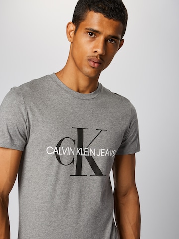 Calvin Klein Jeans Μπλουζάκι σε γκρι