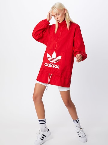 ADIDAS ORIGINALS Tussenjas in Rood