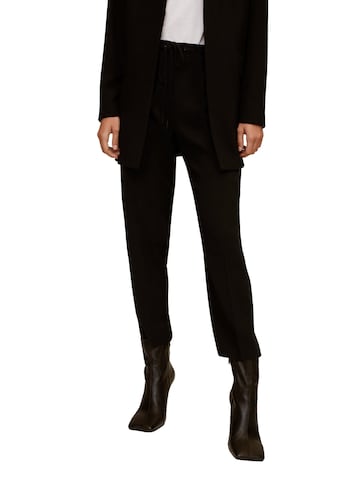 MANGO Normalny krój Spodnie 'Semiflu' w kolorze czarny: przód