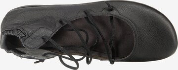 CAMPER Riemchenballerina 'Nina' in Schwarz