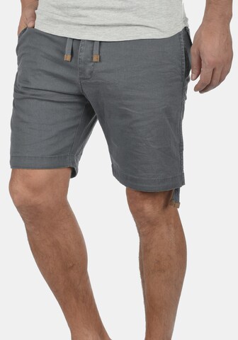 INDICODE JEANS Regular Trousers 'Moses' in Grey: front