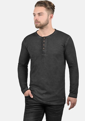 !Solid Rundhalsshirt 'Timur' in Grau: predná strana