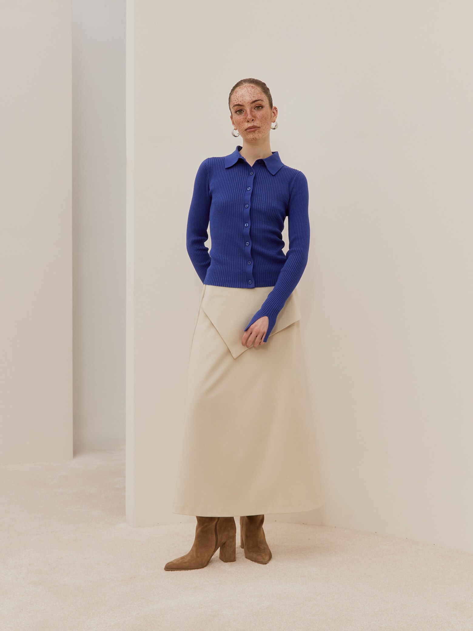 Amelia - Long Cream Skirt Look