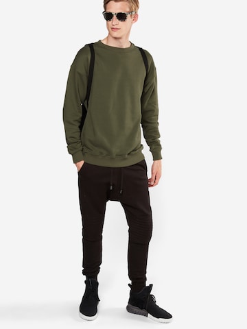 Urban Classics Sweatshirt in Green