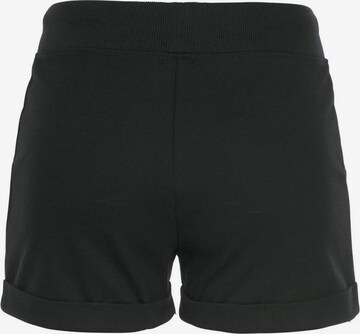 Pantaloncini da pigiama di H.I.S in nero