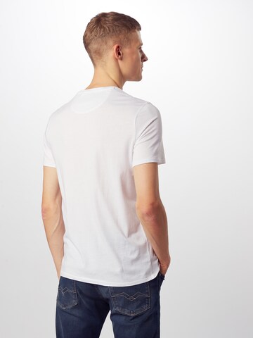 GUESS T-Shirt in Weiß: zadná strana