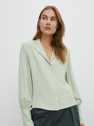 EDITED Blouse 'Elonie' in Groen: voorkant