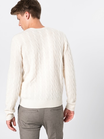 Polo Ralph Lauren Regular Fit Neulepaita 'LS CABLE CN-LONG SLEEVE-SWEATER' värissä beige: takaisin