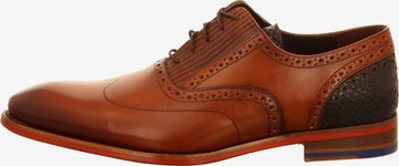 Floris van Bommel Lace-Up Shoes in Brown